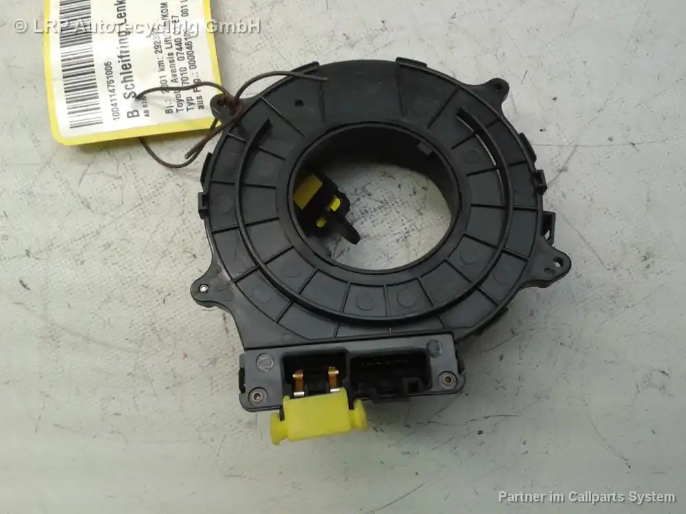 Sonstiges gebraucht TOYOTA AVENSIS LIFT/LIM/KOM Baujahr 2001 Aktuell